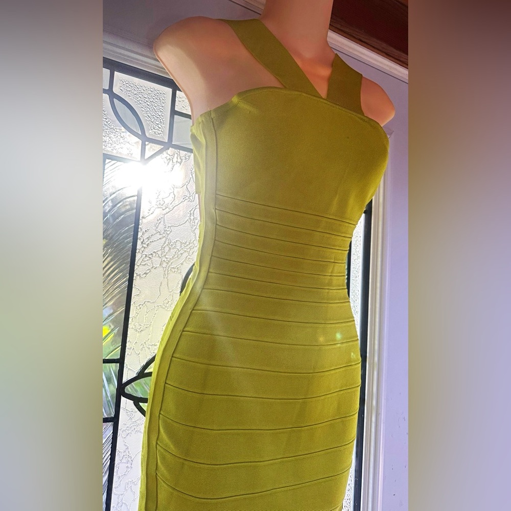 Marciano Green Ribbed Bodycon Bandage Dress